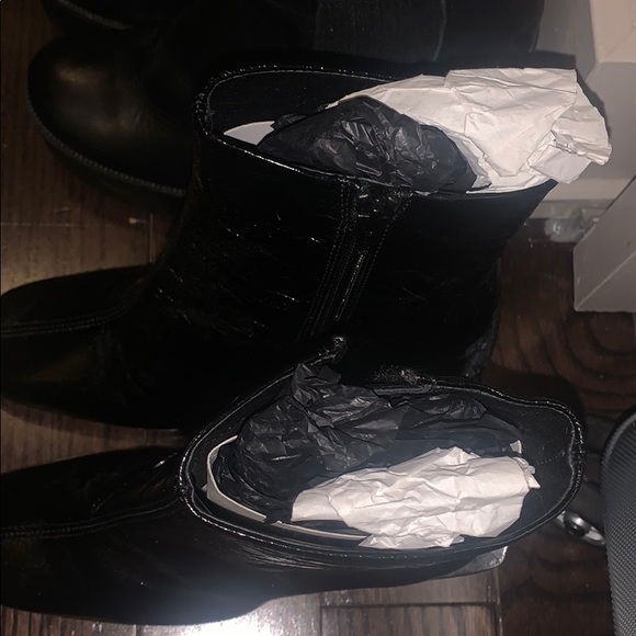 L’intervalle square toed booties! - Picture 13 of 13